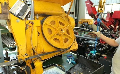 如何解决应城卧式金属带锯床切削时出现的断带现象？